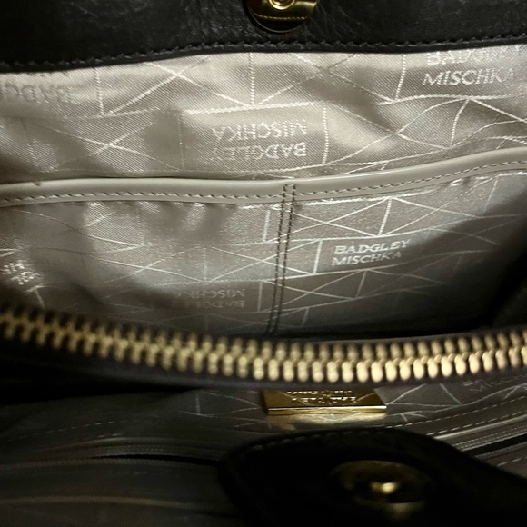 Badgley Mischka Dual Purpose Shoulder/Handbag - Picture 3 of 5